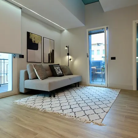 Apartamento Luxurious Garibaldi Penthouse - Terrace - Great View - Full Renovation - Historical Centre - Amazing Olbia
