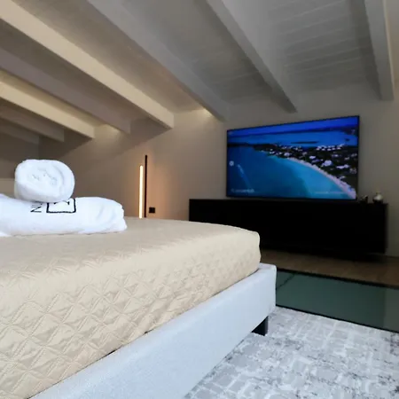 Garibaldi 4 Penthouse 1br With Terrace & View, Old Town Apartament *