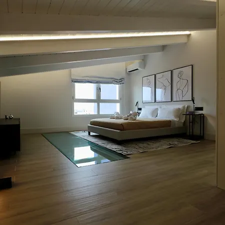 Luxurious Garibaldi Penthouse - Terrace - Great View - Full Renovation - Historical Centre - Amazing * Olbia