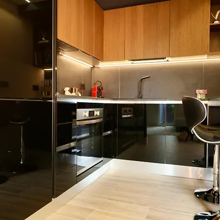 Apartament Garibaldi 4 Penthouse 1br With Terrace & View, Old Town