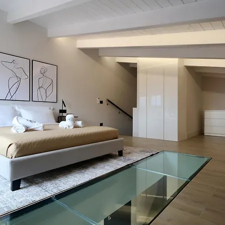 Garibaldi 4 Penthouse 1br With Terrace & View, Old Town