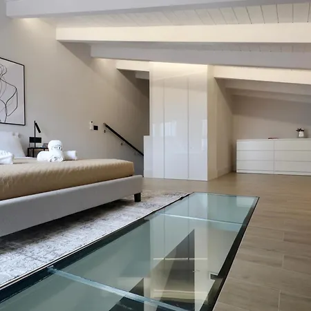 Apartament Garibaldi 4 Penthouse 1br With Terrace & View, Old Town *