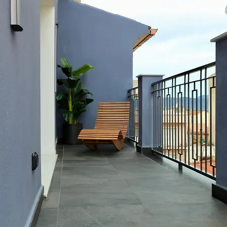 Garibaldi 4 Penthouse 1br With Terrace & View, Old Town Apartament Olbia