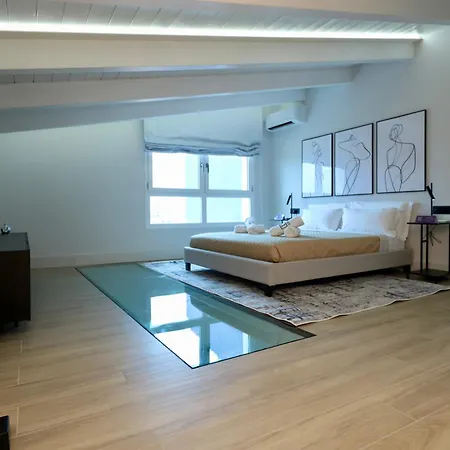 Garibaldi 4 Penthouse 1br With Terrace & View, Old Town