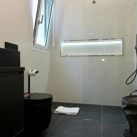 Apartament Garibaldi 4 Penthouse 1br With Terrace & View, Old Town *
