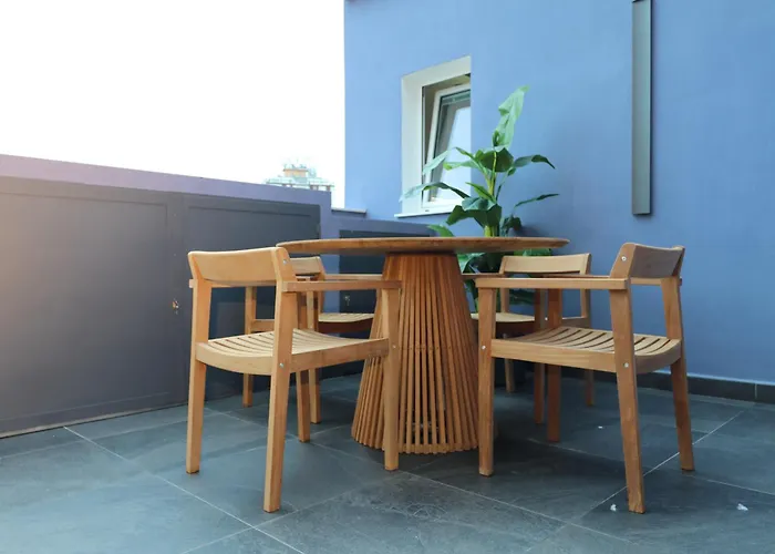 Apartament Luxurious Garibaldi Penthouse - Big Terrace - Great View - Renovated - Historical Centre *