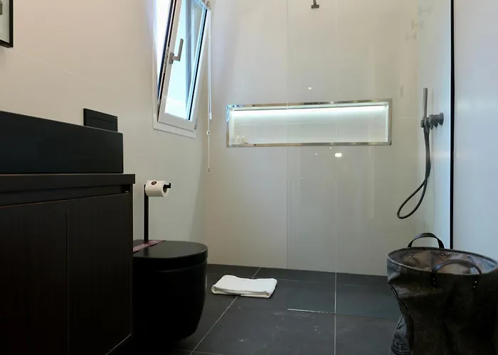 Apartament Luxurious Garibaldi Penthouse - Big Terrace - Great View - Renovated - Historical Centre *