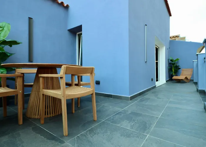 Apartament Luxurious Garibaldi Penthouse - Big Terrace - Great View - Renovated - Historical Centre